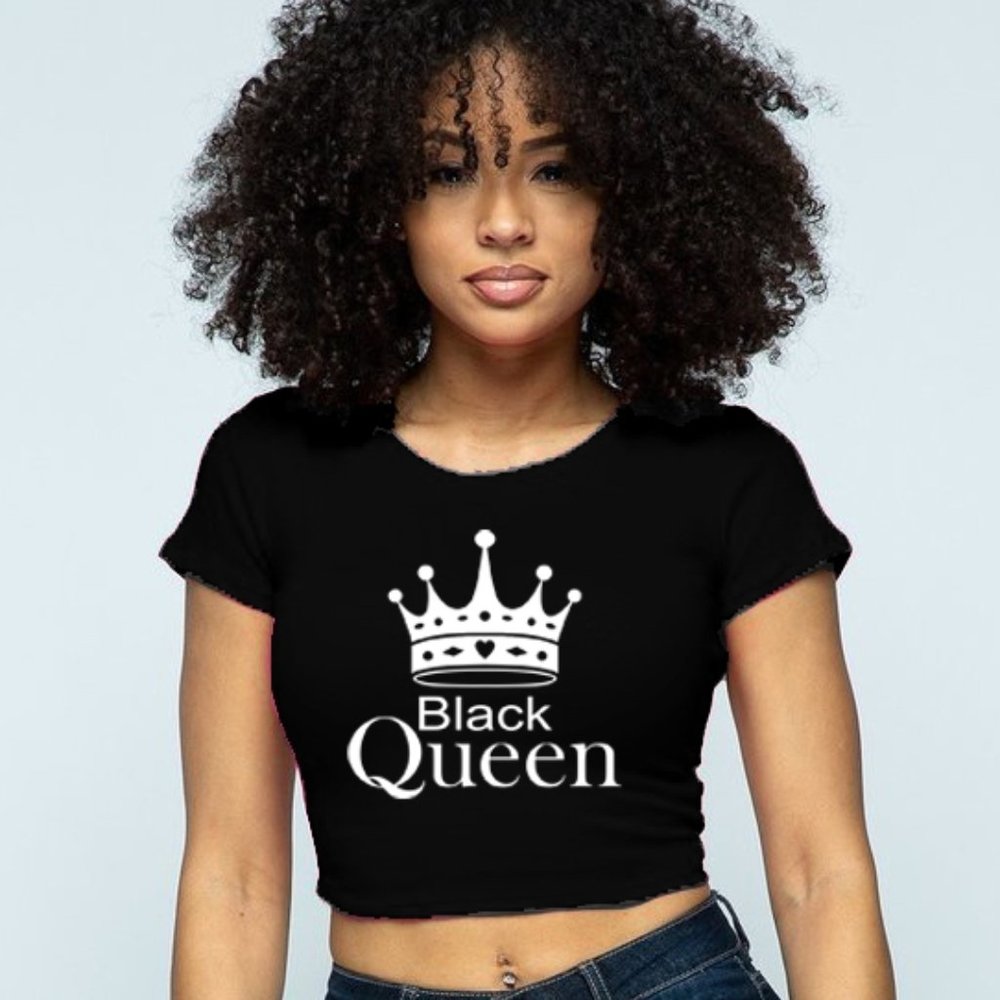 Black Queen Graphic Print Crop Top